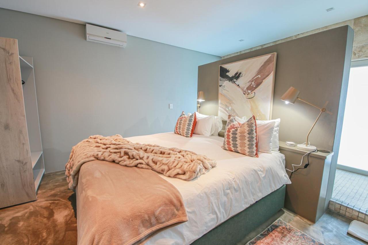 Suite 9 The Village Уиндхоек Екстериор снимка