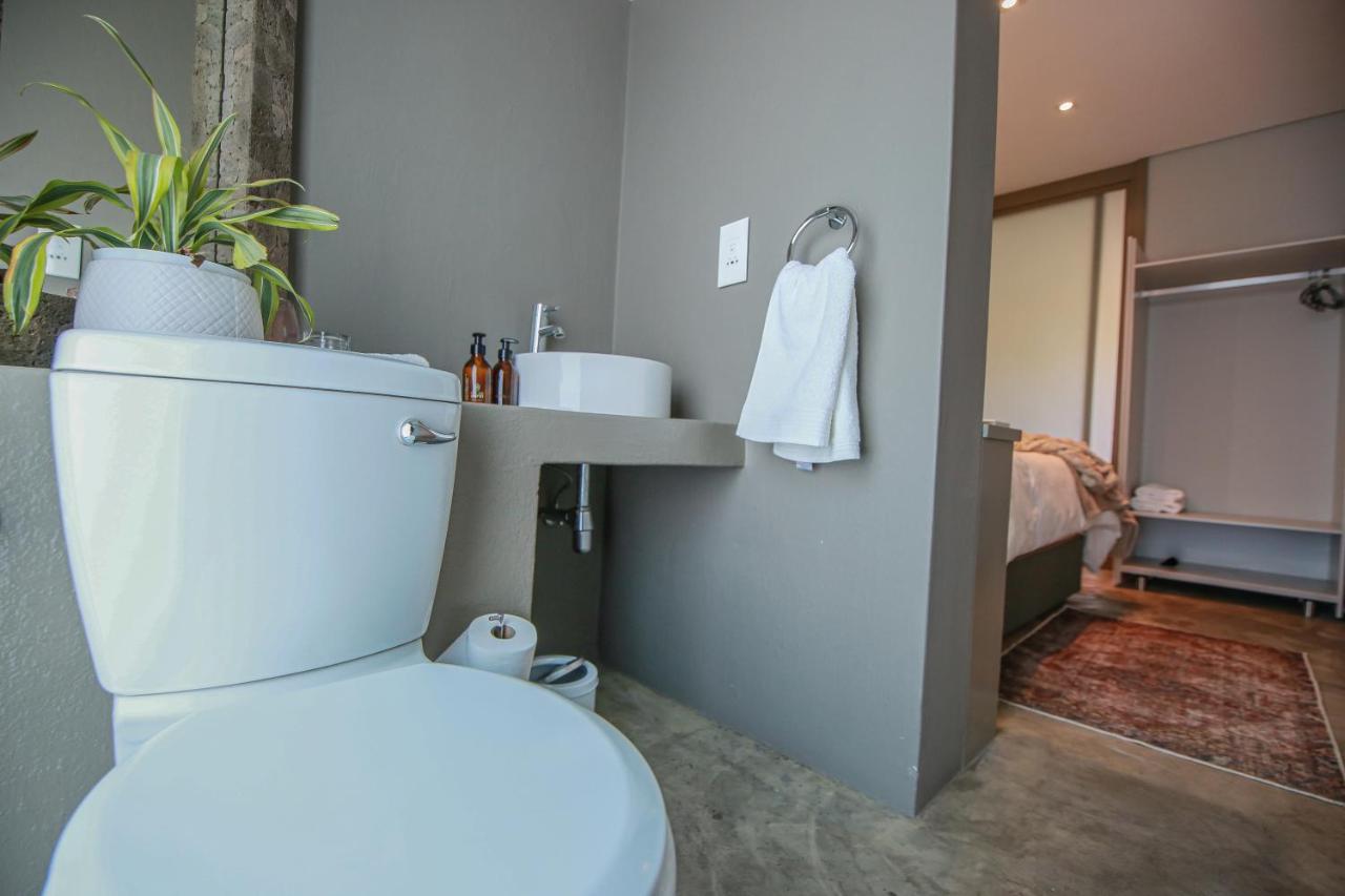 Suite 9 The Village Уиндхоек Екстериор снимка