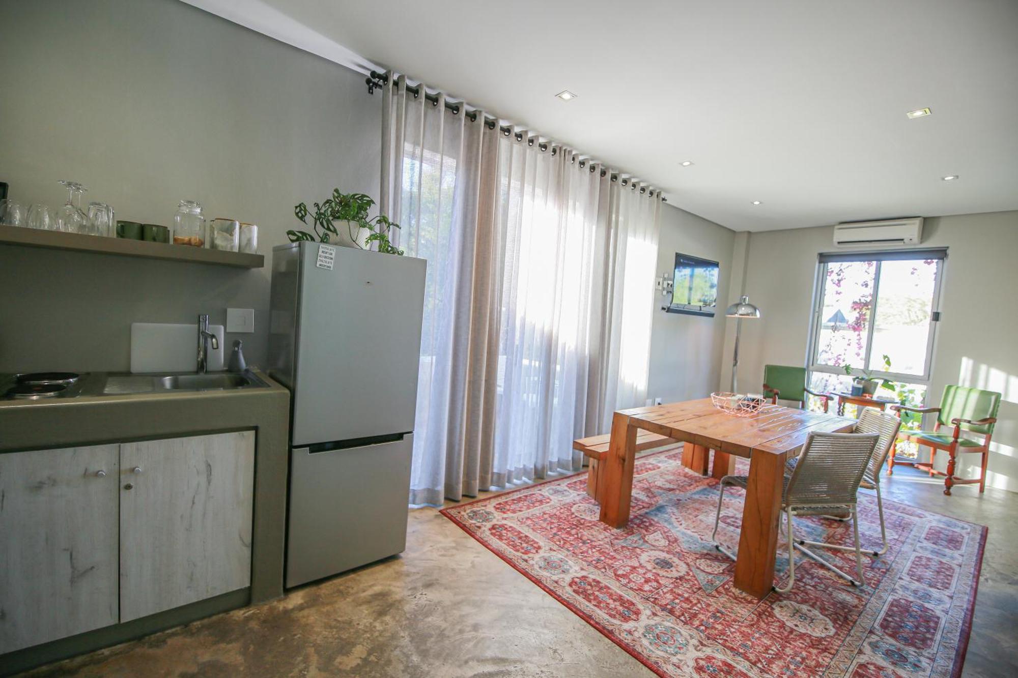 Suite 9 The Village Уиндхоек Екстериор снимка